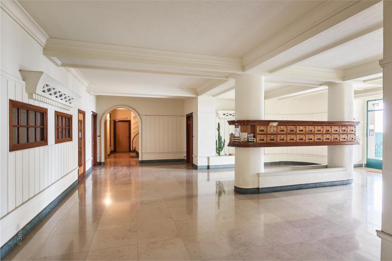 Sunlight Properties - "Maryland " - Sea Front Ницца Экстерьер фото